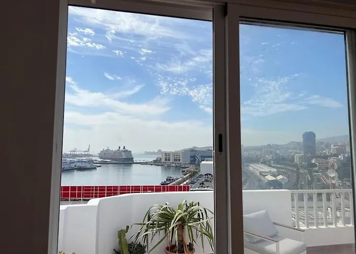 Atico Tranquilo Con Vistas Unicas Al Mar