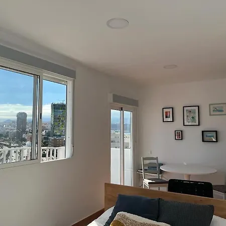 Atico Tranquilo Con Vistas Unicas Al Mar