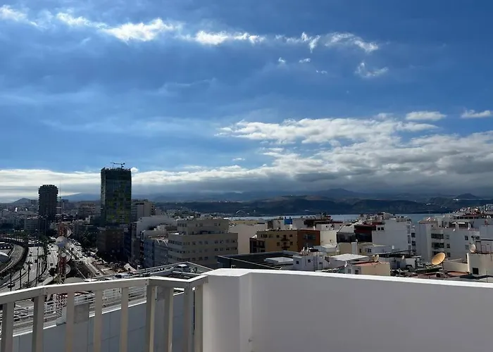 Atico Tranquilo Con Vistas Unicas Al Mar *